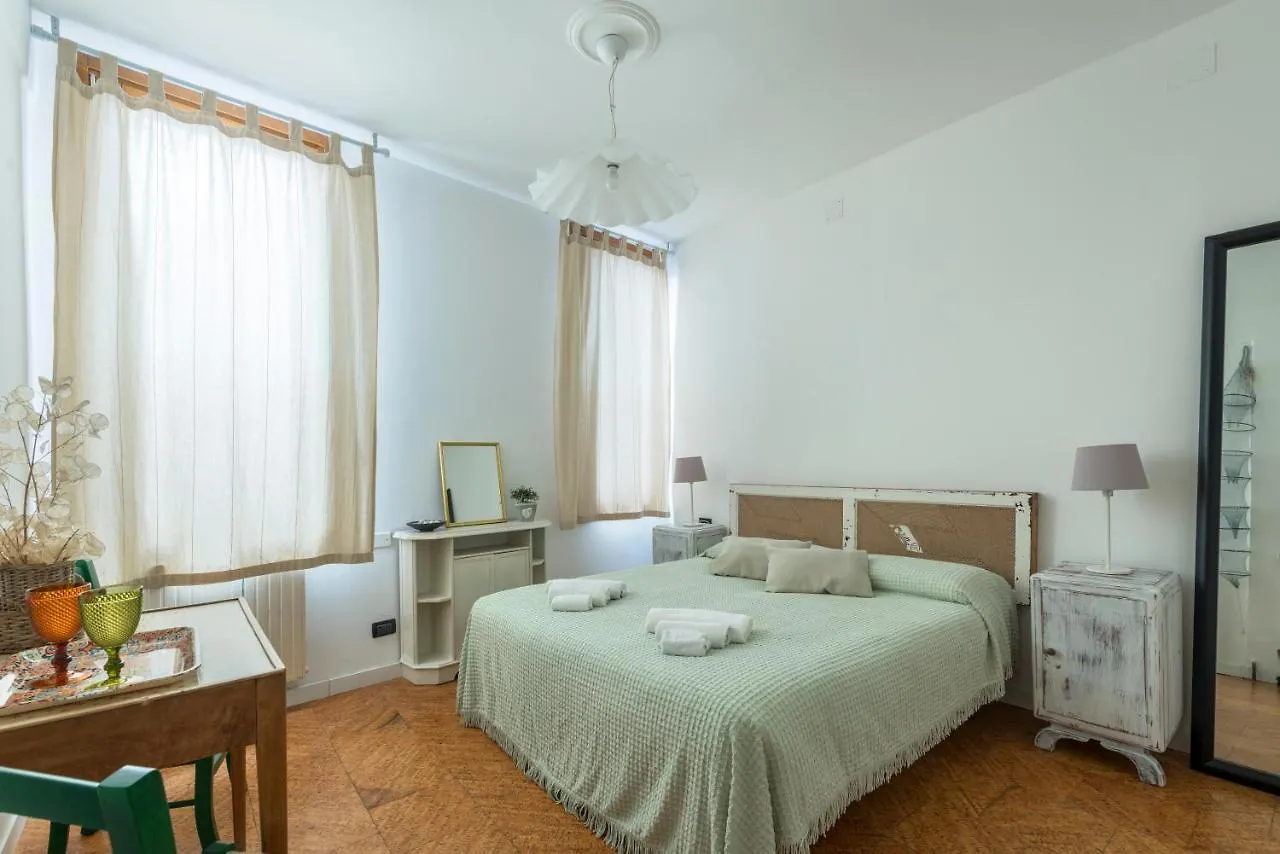 Tre Sestieri Terrace Canal View Venice Guest house